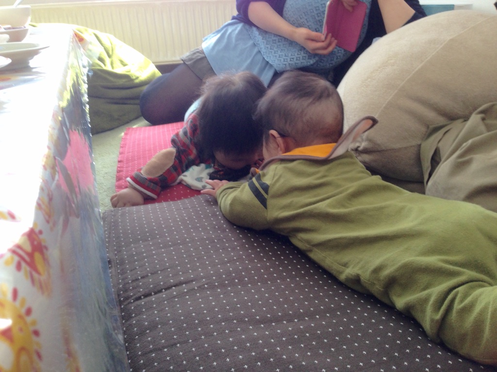 はるくんと太くんは産院からのお友だち。とっても仲良しです♪