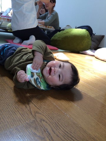 自由人になってごきげんの太くん♪