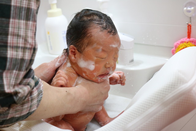 便利グッズ ママと赤ちゃんに優しいお風呂マットができました 札幌市の産後ケアハウス さんさん助産院