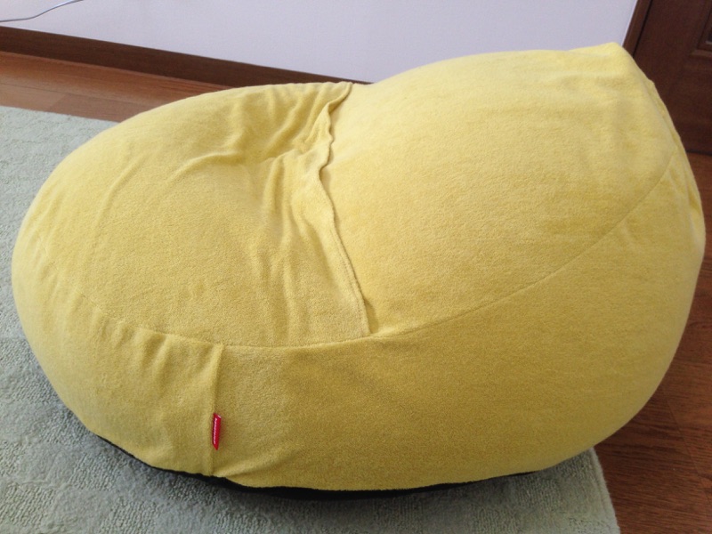 ハナロロさんの新作。おやすみクッション♪