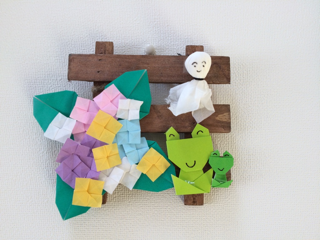 新しいオブジェは折り紙です♪